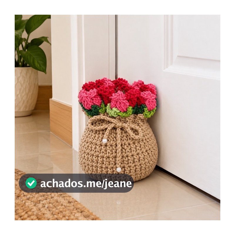 Peso de Porta em Crochê Artesanal com Flores Decorativas – Capa para Encher com Areia ou Gesso