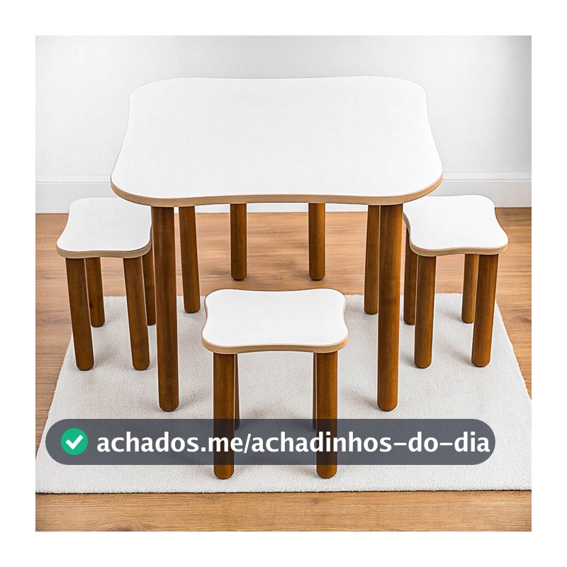 Mesinha Infantil Com Quatro Banquinhos em MDF e Madeira Fácil de Montar Fabricação Própria