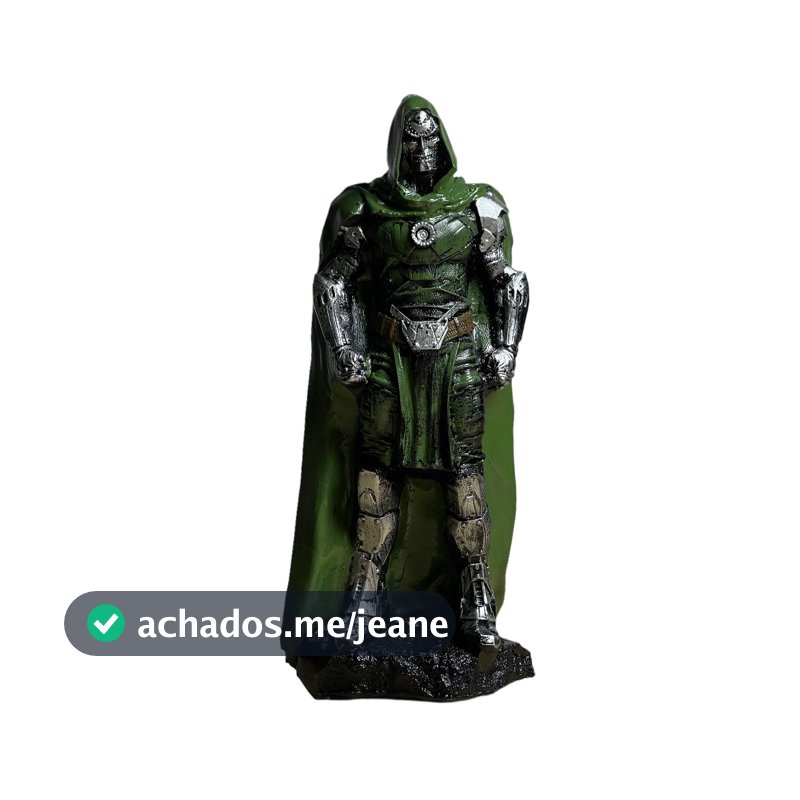 Boneco Doutor Destino Vilão Estatueta Dr Doom Marvel Estátua Colecionável de Resina