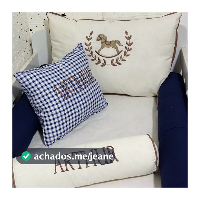 Kit Protetor de Berço Menino Cavalinho Com Nome Bordado