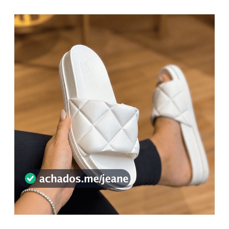 Chinelo Slide Feminino Matelassê Acolchoado Confortável e Estiloso