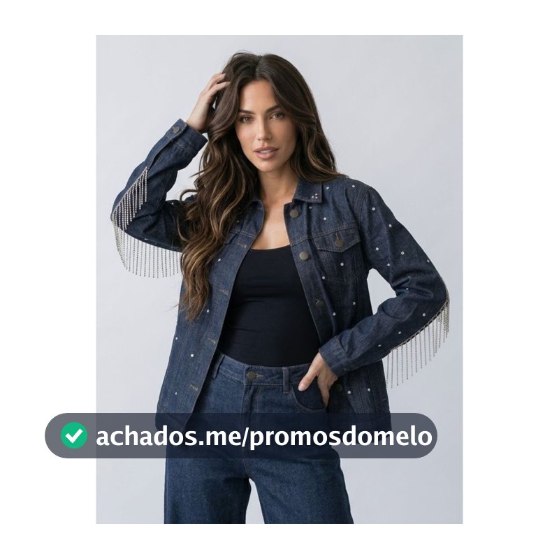 Jaqueta Jeans Escura Feminina Maxxi Oversized Boiadeira com Franjas de Strass nas Mangas e Costas e Aplicação de Strass