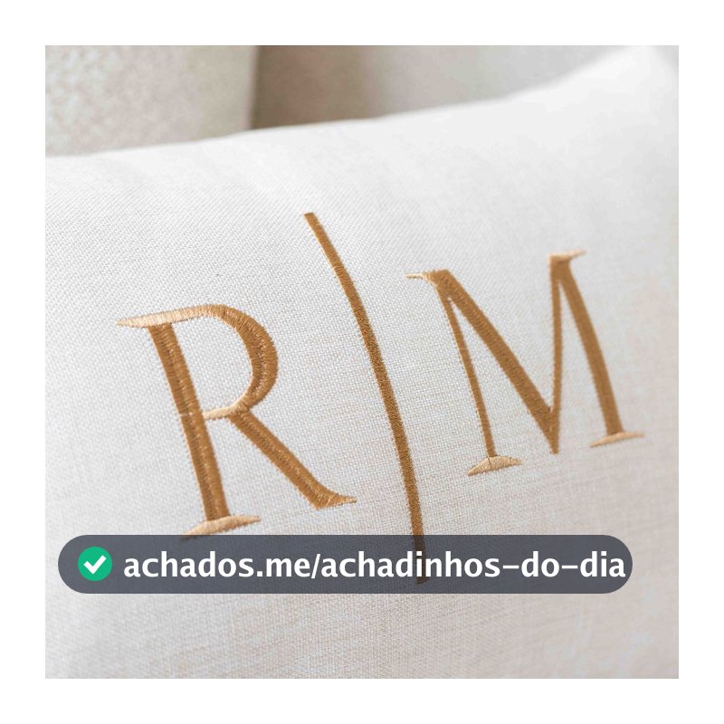 Almofada Baguete Personalizada INICIAL | INICIAL Casal Bordada (01 UNIDADE) 50x30 Com Enchimento Cama Posta