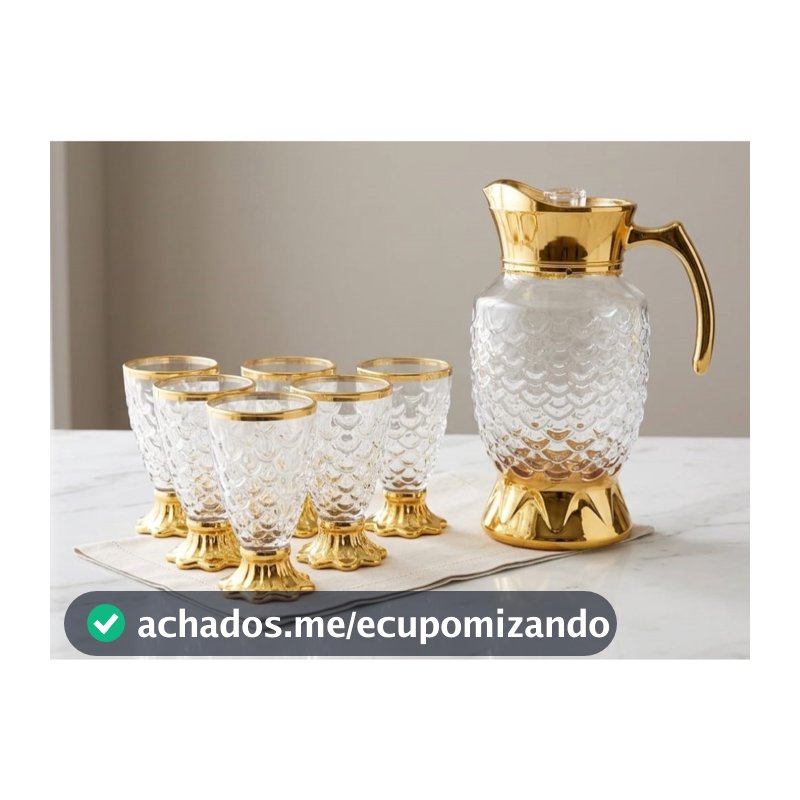 Conjunto de 6 taças de vidro como detalhes em dourado Com Jarra com tampa