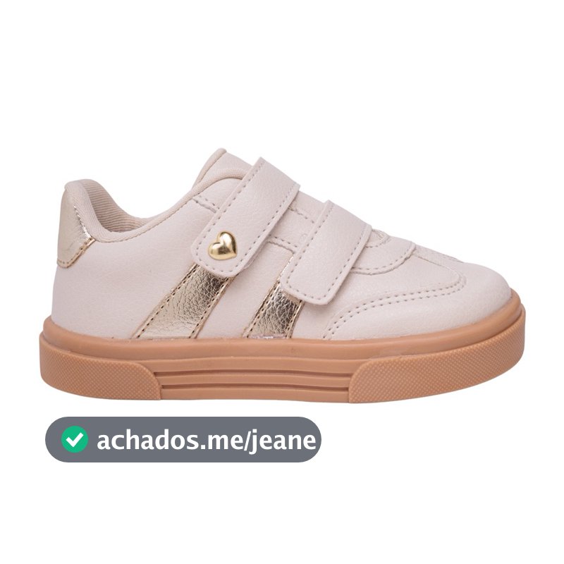 Tênis Infantil Feminino Casual com Velcro e Detalhe de Coração
