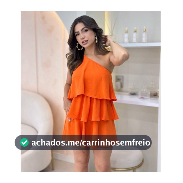 Vestido Feminino com Babados e Manga Nula