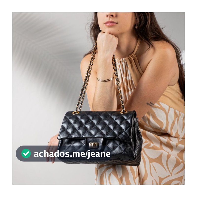 Bolsa Feminina Couro Legítimo Matelassê Alça Corrente Duas posições ( Ombro e Tiracolo) Forrada