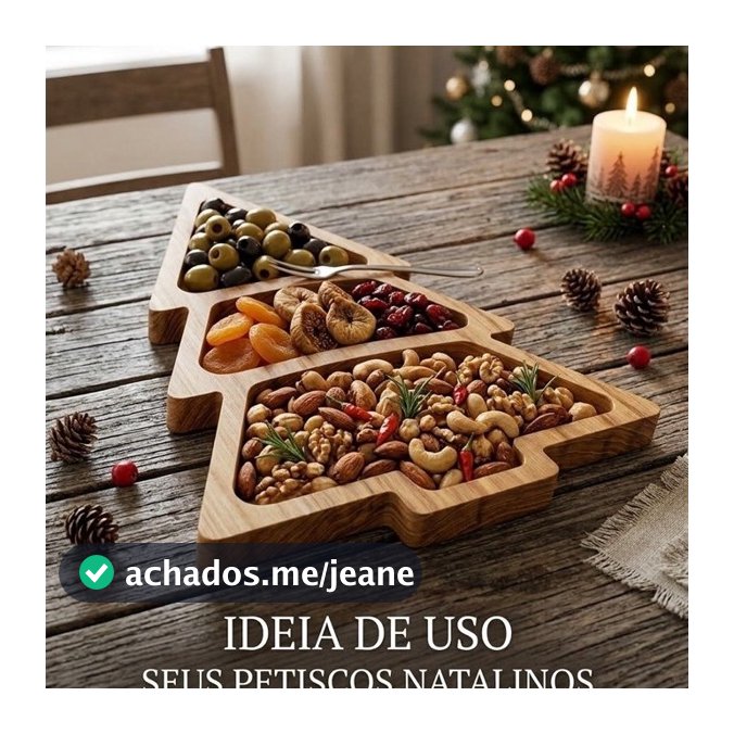Petisqueira de Madeira Natalina Pinheiro com Divisões Personalizada - Tábua de Frios Natal