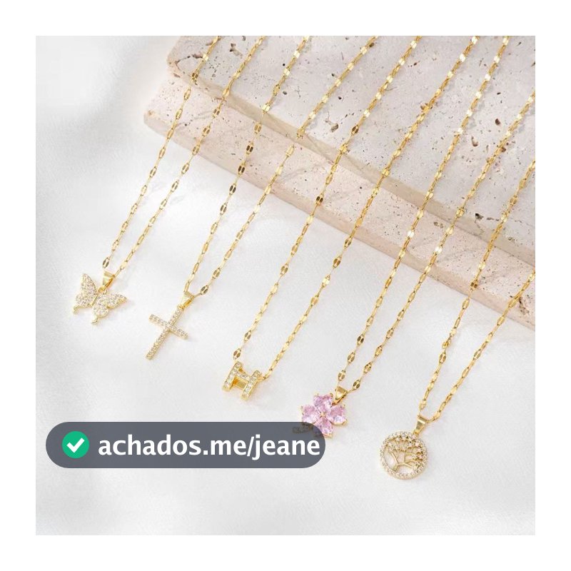 Colar feminino em aço inoxidável com pingente cravejado de micro-pavê.