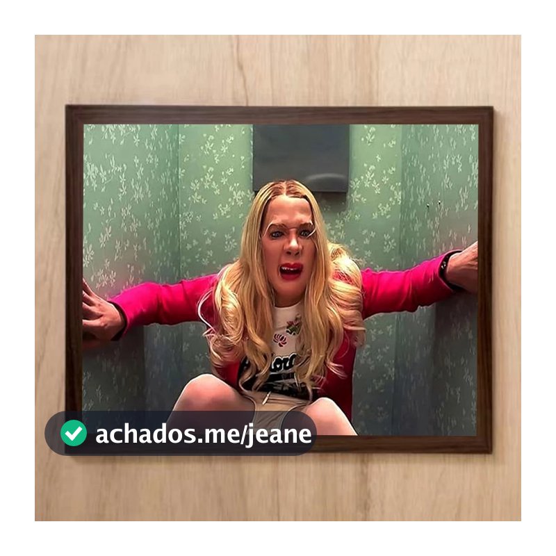 Quadro Decorativo Divertido Cena Icônica – Humor Irreverente para Banheiro