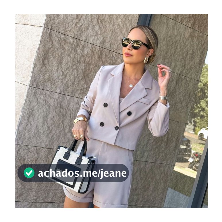 Conjunto alfaiataria blazer cropped e shorts cós elástico posterior- elegância com estilo