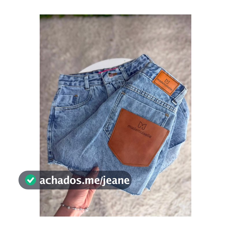 Short Jeans Feminino Cintura Alta Com Detalhe Couro Sintético Moda Blogueira - Sem Elastano
