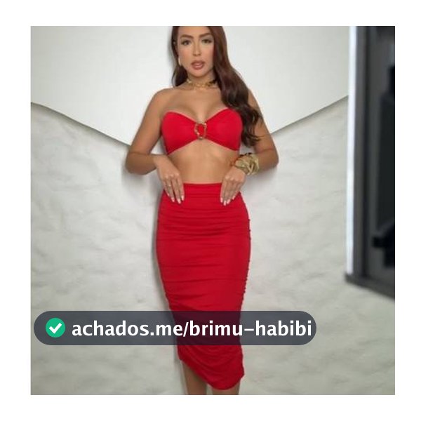 conjunto femenino moderno tomara que caia look elegante