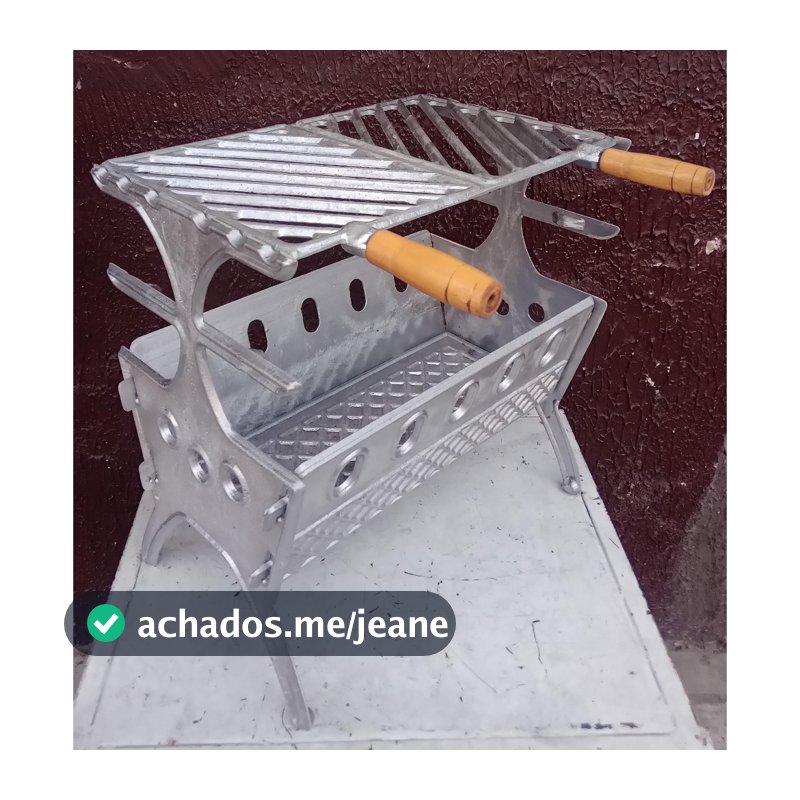 Churrasqueira desmontável média portátil em alumínio batido.