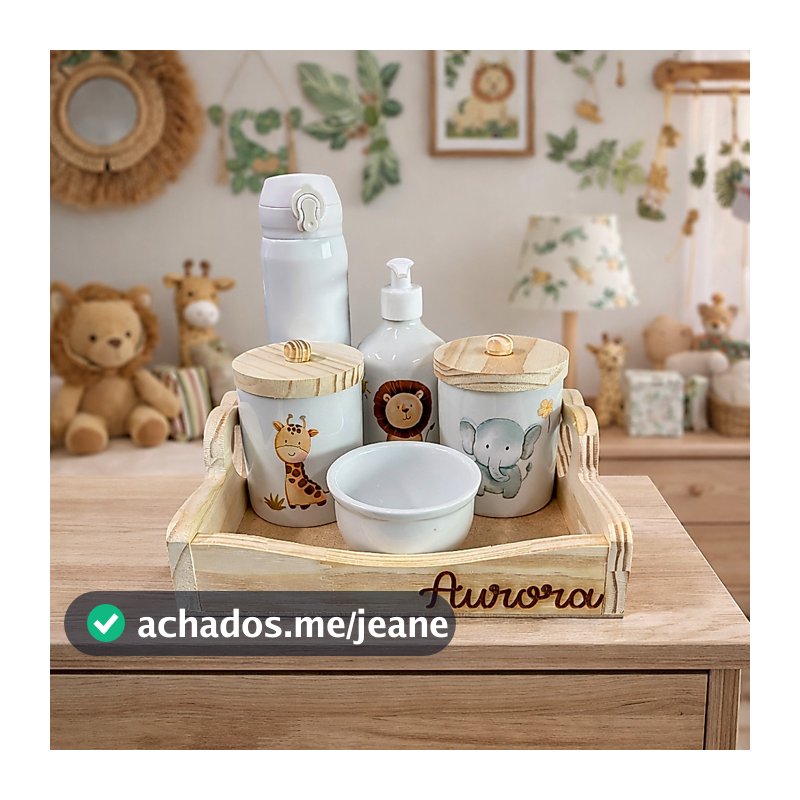 Kit Higiene Bebê Porcelana Bandeja Com Nome Personalizado a Lazer e Garrafa Térmica
