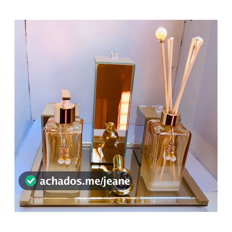 Kit Super Luxo Lavabo Saboneteira e Difusor De Varetas com Trio Organizador Dourado e Bandeja