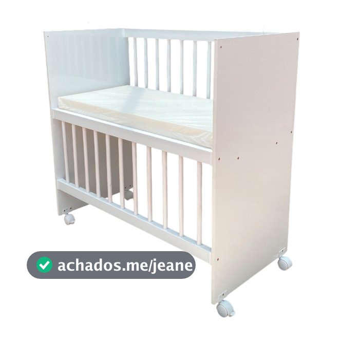 Mini Berço Portátil Alegria GRADE FIXA com Colchão, Varão Mosqueteiro e Rodinhas