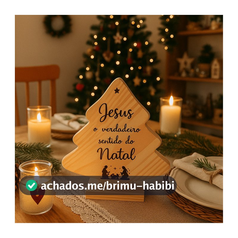 Árvore de Natal Gravada em Pinus com Jesus – Decoração Cristã para Mesa ou Presépio