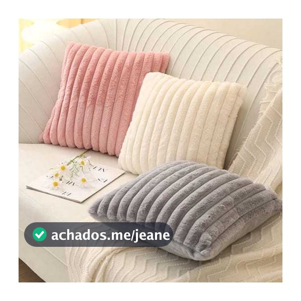 Kit 2 Capas P/ Almofada Em Pelucia Wave Soft Canelada Decorativa - 45x45 Cm