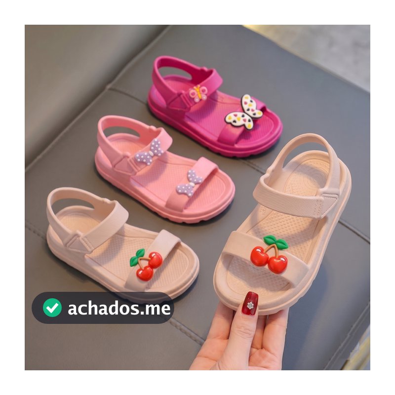 Sandália Infantil Feminina Nuvita Leve Confortável Antiderrapante com Apliques de Menina