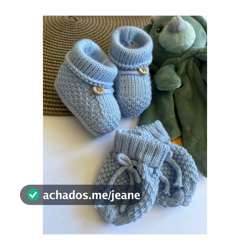 Kit Sapatinho e Luvinha em tricô liso para bebê recém-nascido maternidade