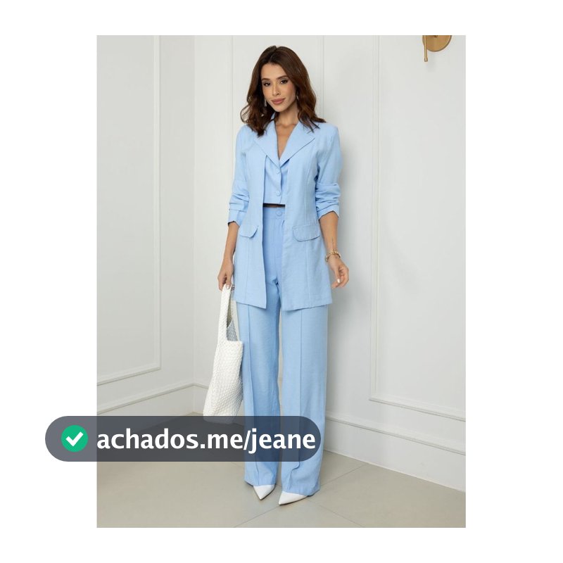 Conjunto Feminino Alfaiataria Blazer com Cropped Integrado e Calça Elegante e Versátil