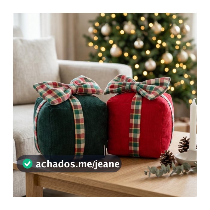 Almofada Decorativa Natal Caixa de Presente Veludo com Laço 17cm X 20cm