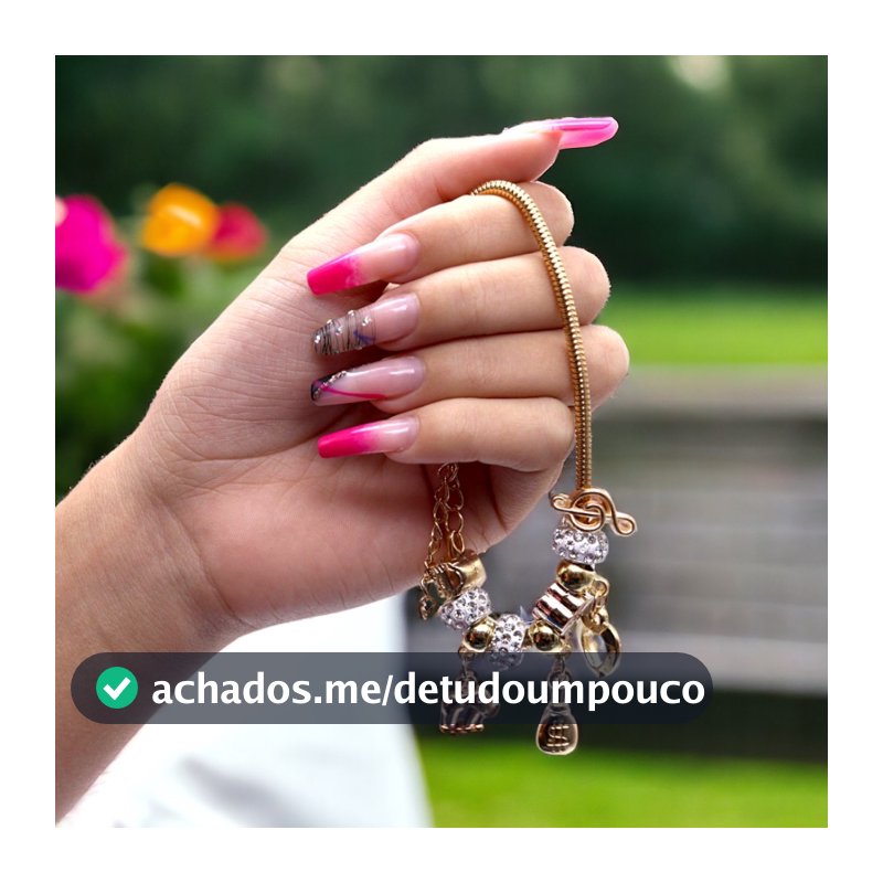 Pulseira Feminina Com Berloques Prateado e Dourado