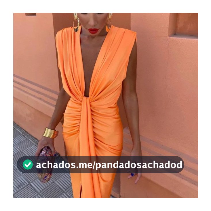 Vestido feminino de cetim com decote em V plissado sem mangas