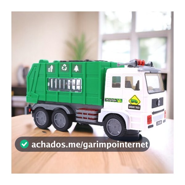 Brinquedo Caminhão Ecologico Bate e Volta Com Luzes e Som