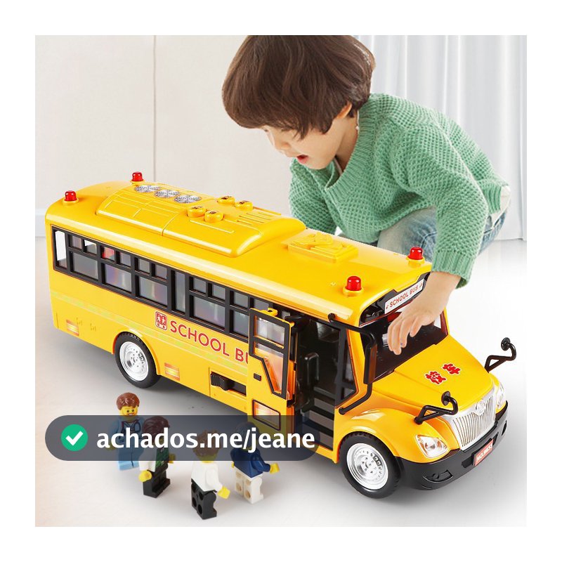 Ônibus Escolar Para Crianças Com Portas Abertas , Luzes E Som
