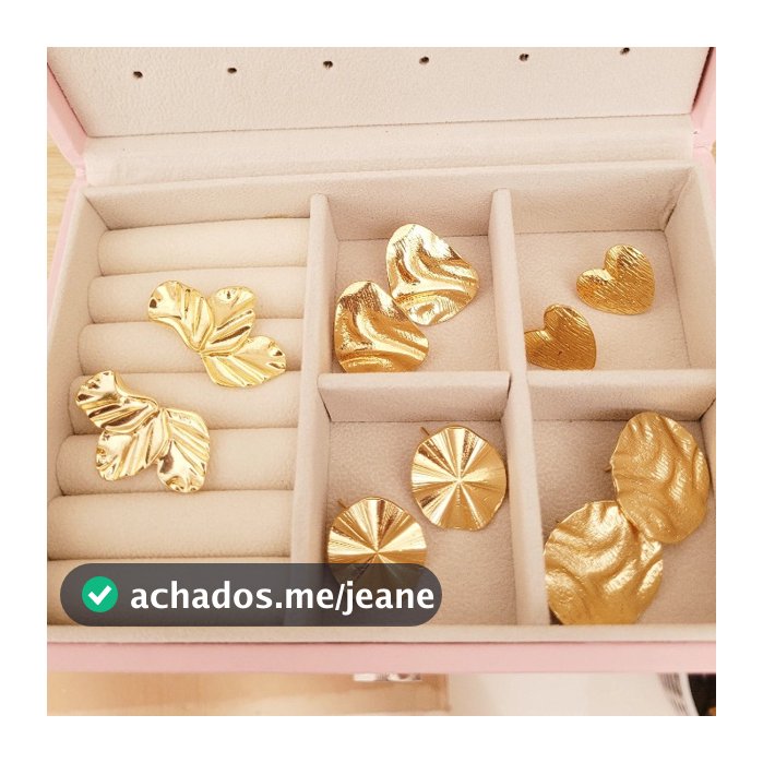 Conjunto 5 Brincos Folheados a Ouro 18k Coração Martelado Folha Kit Brinco Feminino Dourado Elegante