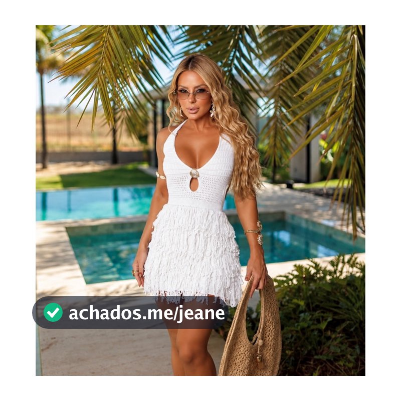 Vestido Curto Tricô Modal Branco com Franjas, Decote Halter e Detalhe Elegante – Saída de Praia Feminina Premium