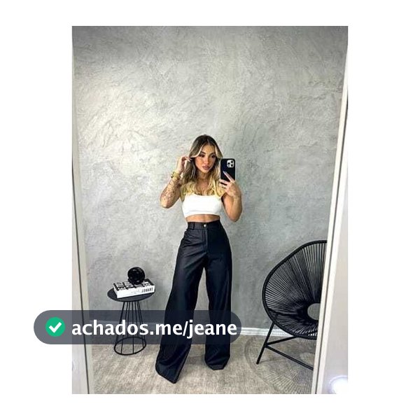 Calça Wide Leg Feminina Cintura Alta Couro Fake Preta Pantalona Retrô Moda Gringa Blogueira Balada Calça Feminina Couro