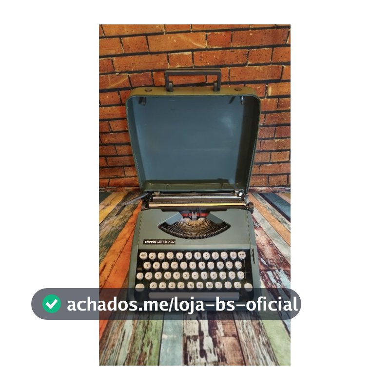 Máquina de escrever Olivetti Lettera 82 verde