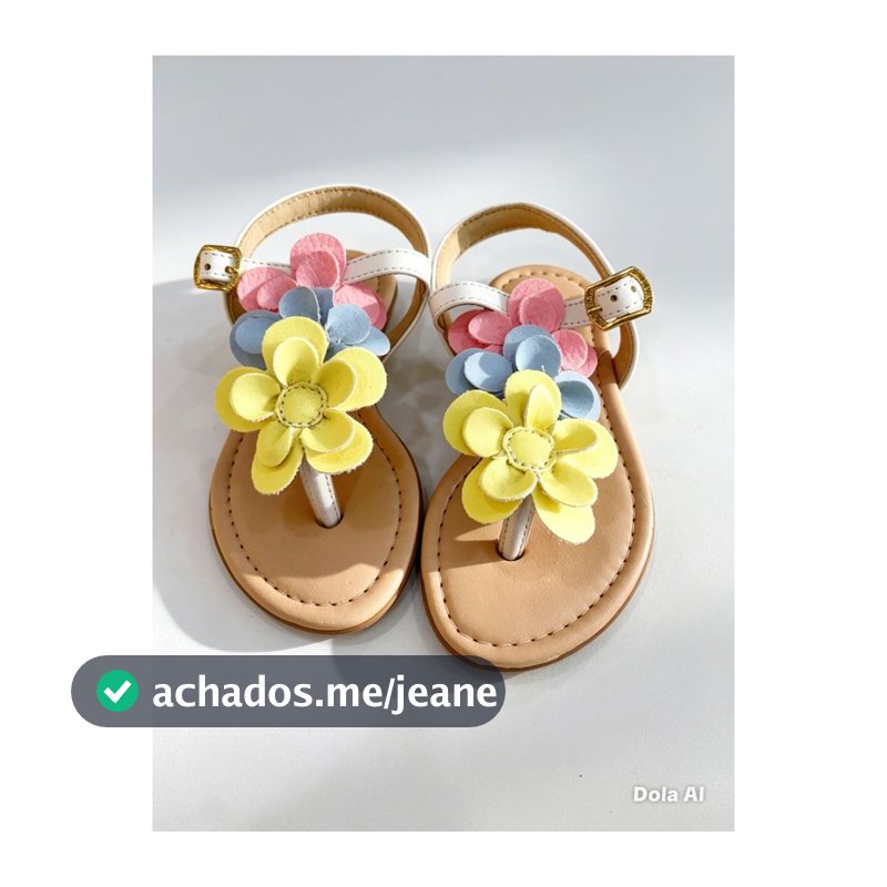 Sandália Infantil Menina com Flores – Conforto e Estilo