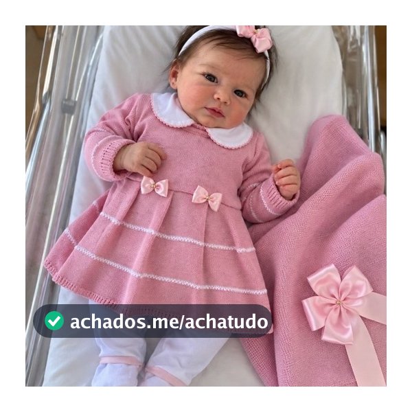 Saída de maternidade rosa em tricô Taís