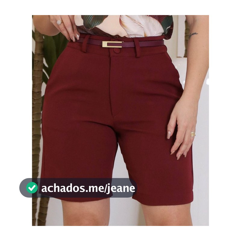 Bermuda Feminina Longa em Crepe de Alfaiataria com Cinto e Bolsos Cintura Alta Elegante Social Moda Feminina