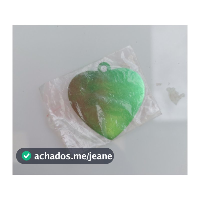 Plaquinha de identificação com formato de coração
