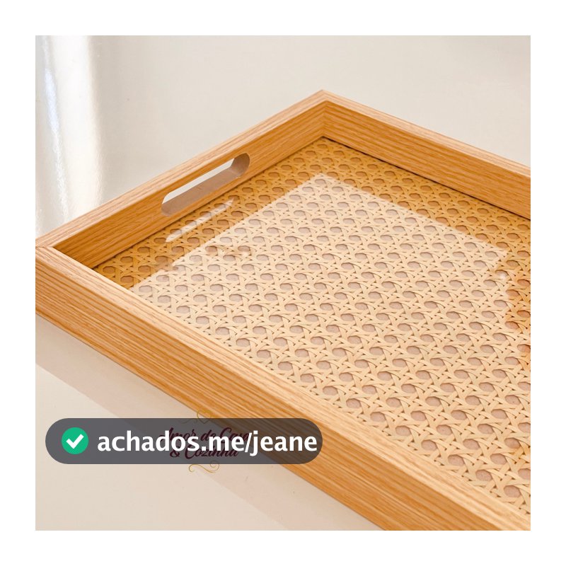 BANDEJA RETANGULAR COM PALHINHA E VIDRO 35X25CM