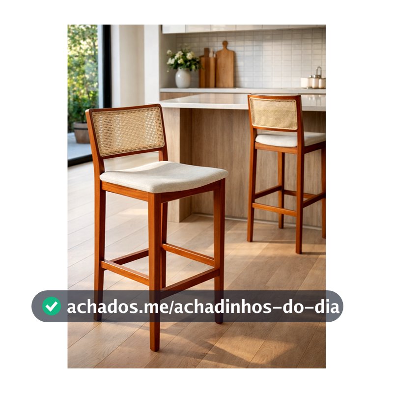 Banqueta para Balcão Madeira Maciça Encosto telinha  e Estofado em Linho ou Corino