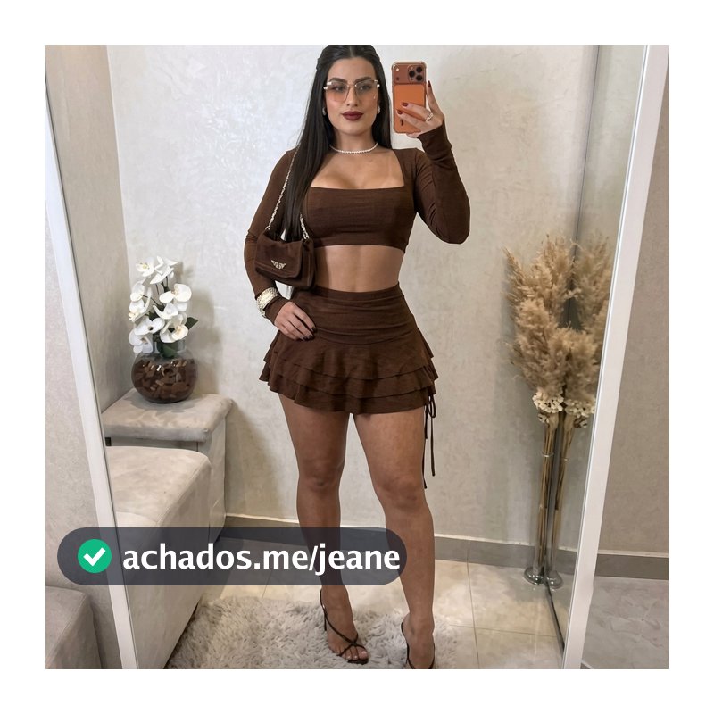 conjunto feminino moda gringo short e saia curta com babado e cropped manga longa.
