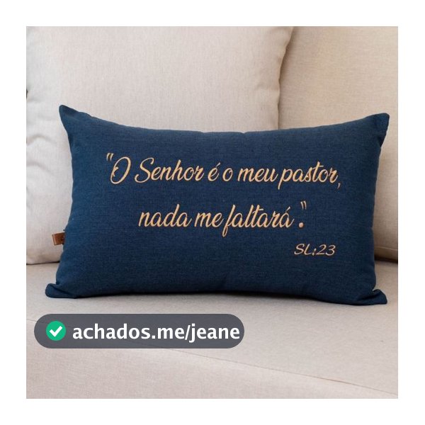 Almofada Baguete Bordada Frase Bíblica Com Enchimento 50x30 Cama Posta