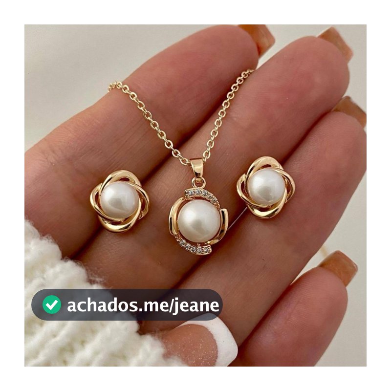 Conjunto de joias pérola elegante e luxuoso, composto por colar e brincos, perfeito como presente de festa