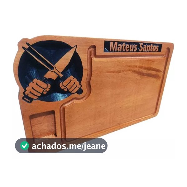 Tabua de madeira para churrasco personalizada com nome e logos