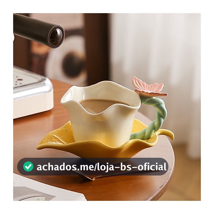 Xícara de café de alto valor com língua de flor e borboleta conjunto de pires de cerâmica