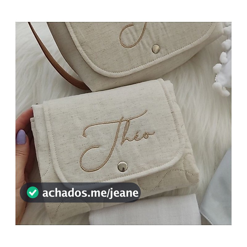 Trocador portátil para bebês tamanho 50x60 várias cores com bordados personalizados nome do bebê