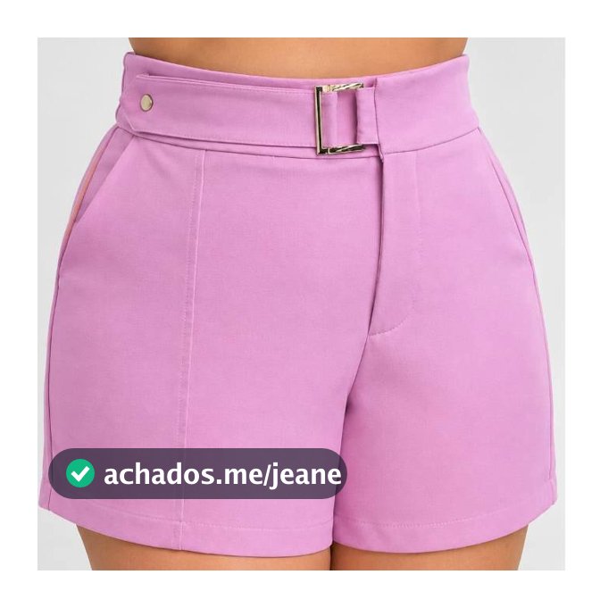 Short Feminino Plus Size Alfaiataria Cintura Alta com Cinto e Fivela Dourada e Botão de Pressão Elegante