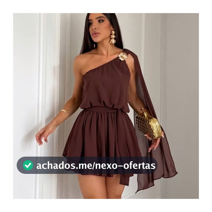 Macaquinho feminino curto fivela no ombro com capa e cinto móvel
