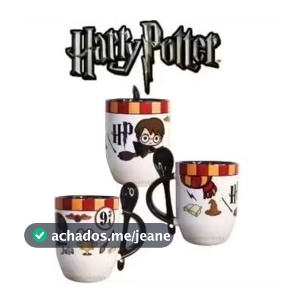 Caneca Personalizada Harry Potter com alça e fundo preto com colher.